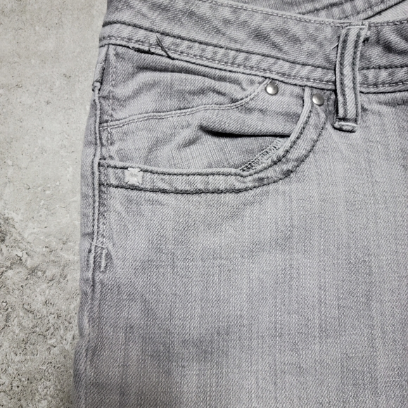 CAbi Contemporary fit stretch gray jeans - Picture 4 of 6